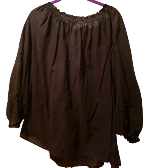 WestBound Woman Black Relaxed Ruffled Blouse Sz 2x - Picture 2 of 7